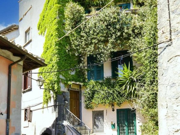 casa indipendente in vendita a Bracciano
