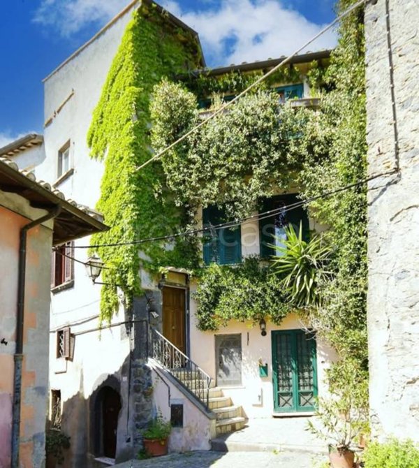 casa indipendente in vendita a Bracciano
