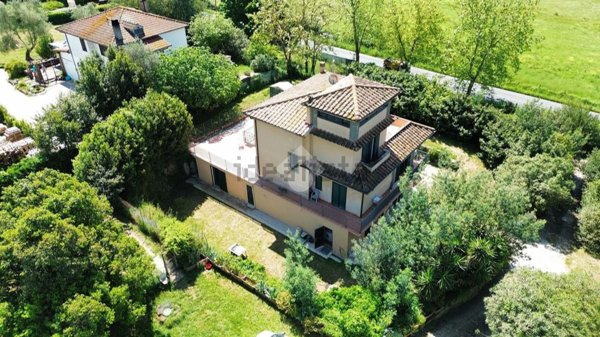 casa indipendente in vendita a Bracciano