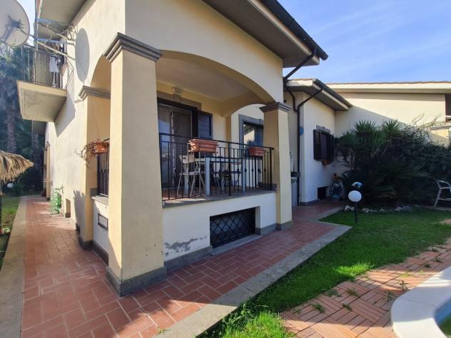 casa indipendente in vendita a Bracciano