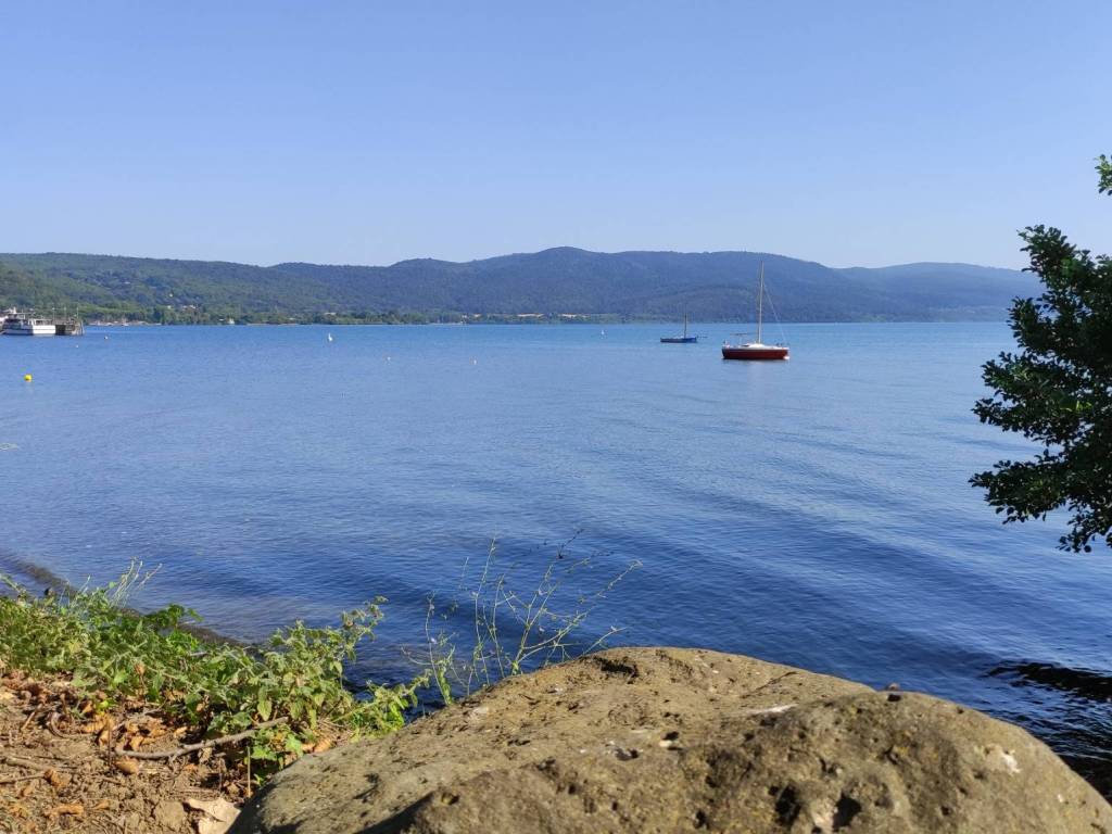 terreno agricolo in vendita a Bracciano in zona Lungolago