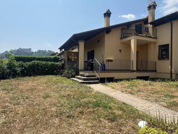 casa indipendente in vendita a Bracciano