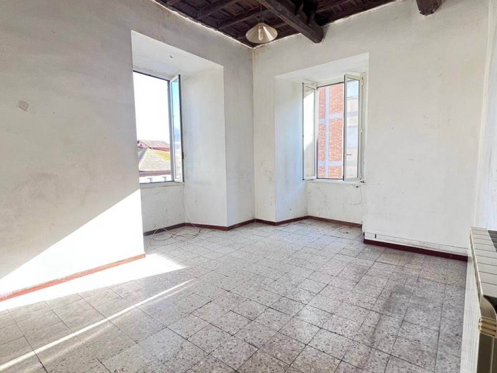 appartamento in vendita a Bracciano in zona Lungolago