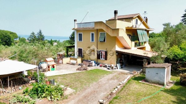 appartamento in vendita a Bracciano
