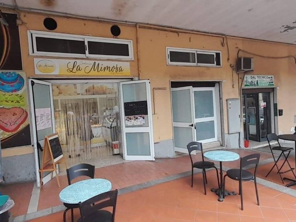 negozio in vendita a Bracciano