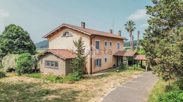 casa indipendente in vendita a Bracciano