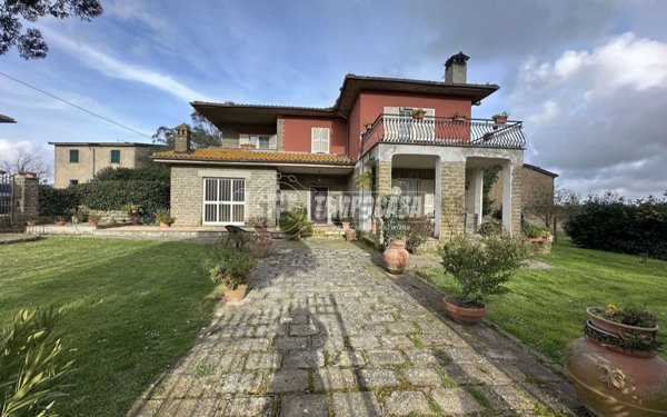 casa indipendente in vendita a Bracciano