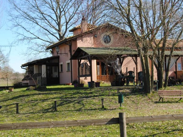 casa indipendente in vendita a Bracciano