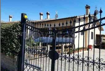 casa indipendente in vendita a Bracciano
