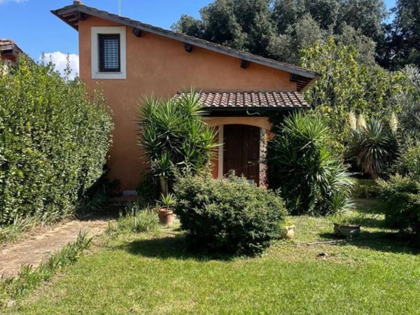 casa indipendente in vendita a Bracciano