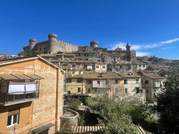 appartamento in vendita a Bracciano in zona Lungolago