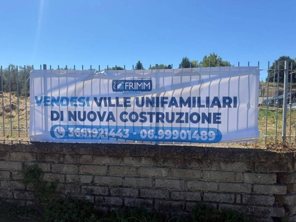 casa indipendente in vendita a Bracciano in zona Vigna di Valle