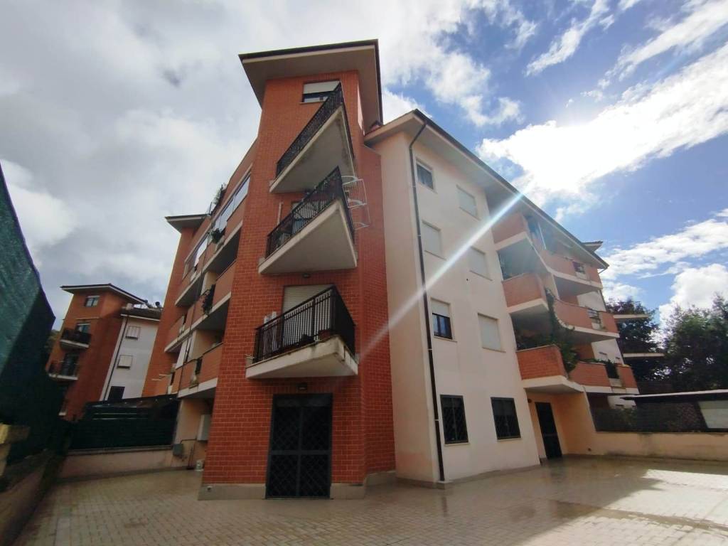 appartamento in vendita a Bracciano