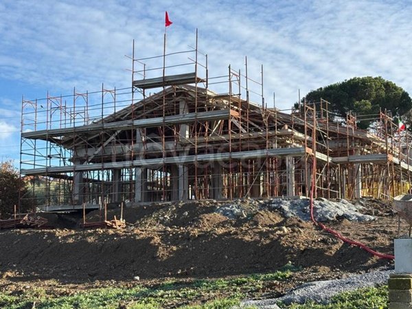 casa indipendente in vendita a Bracciano