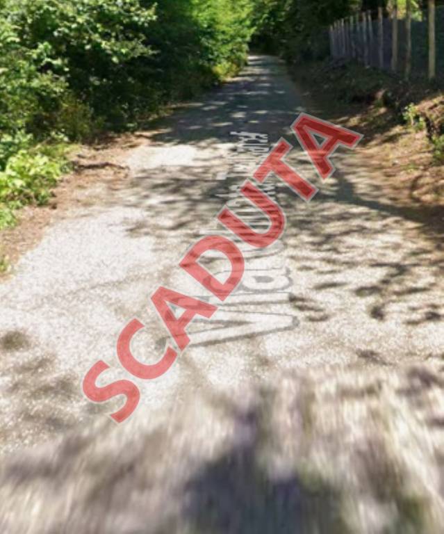 terreno edificabile in vendita a Bracciano in zona Pisciarelli