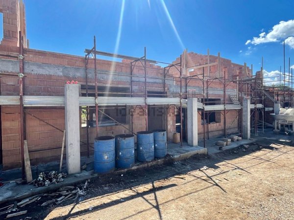 casa indipendente in vendita a Bracciano in zona Vigna di Valle