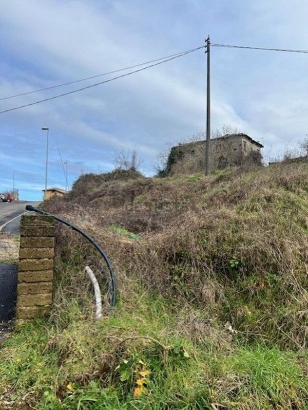 casa indipendente in vendita a Bracciano in zona Pisciarelli