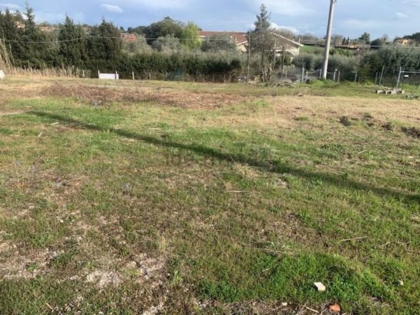 terreno edificabile in vendita a Bracciano