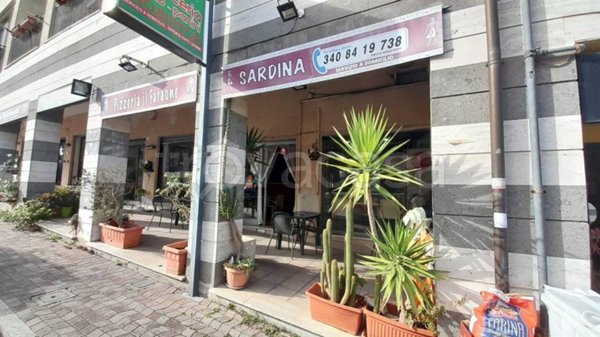 negozio in vendita a Bracciano