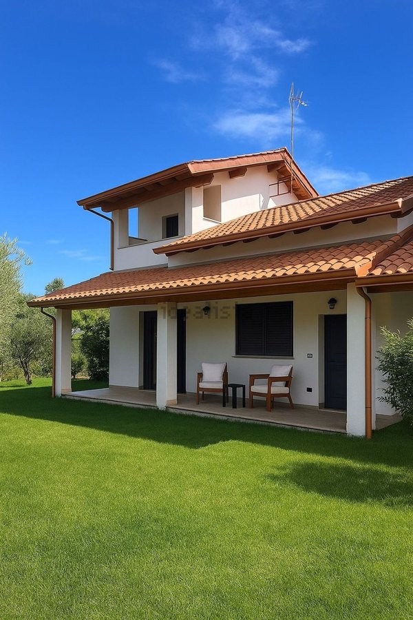 casa indipendente in vendita a Bracciano in zona Vigna di Valle