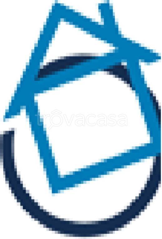 negozio in vendita a Bracciano