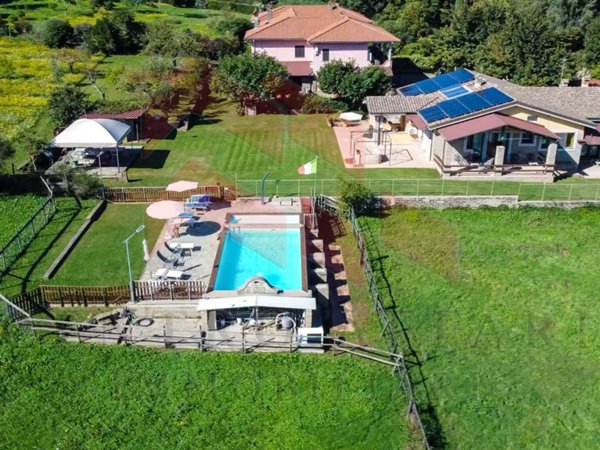 casa indipendente in vendita a Bracciano