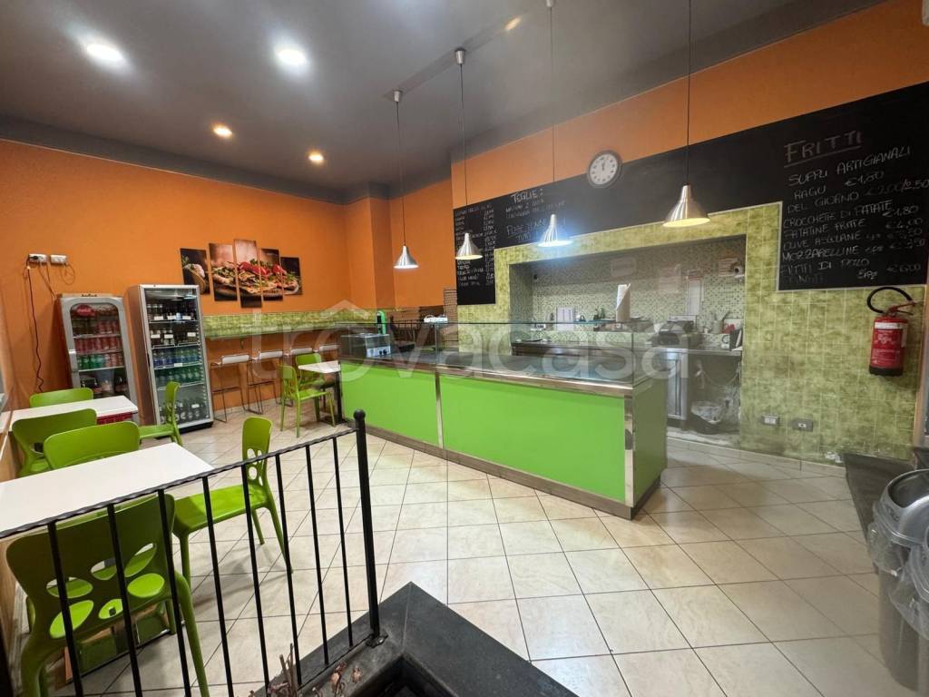 negozio in vendita a Bracciano