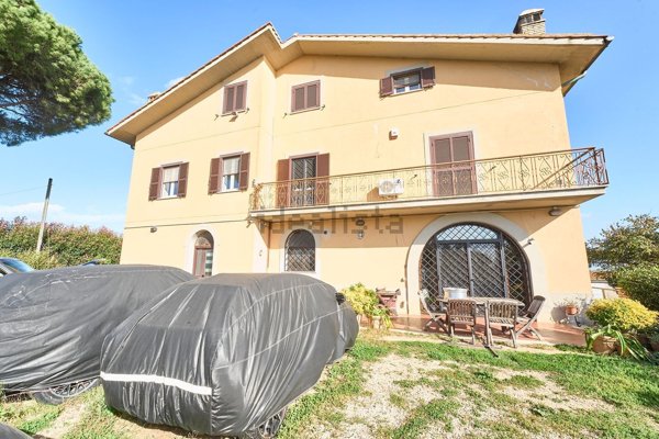 casa indipendente in vendita a Bracciano