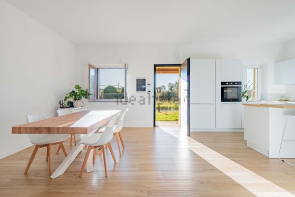 casa indipendente in vendita a Bracciano in zona Castel Giuliano