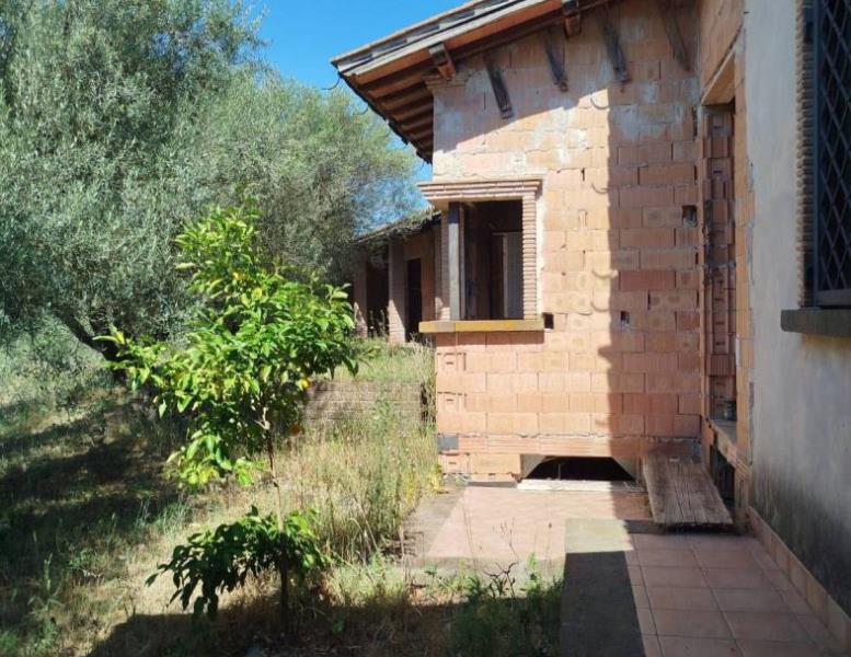 casa indipendente in vendita a Bracciano in zona Castel Giuliano