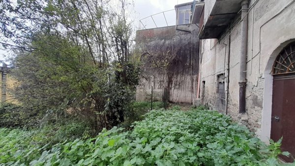 locale commerciale in vendita a Bracciano