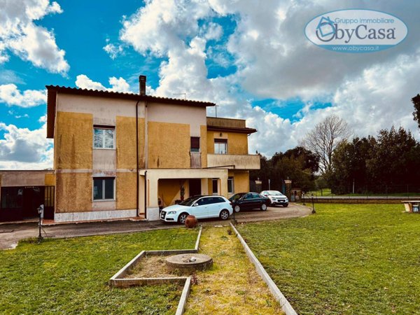 appartamento in vendita a Bracciano in zona Vigna di Valle