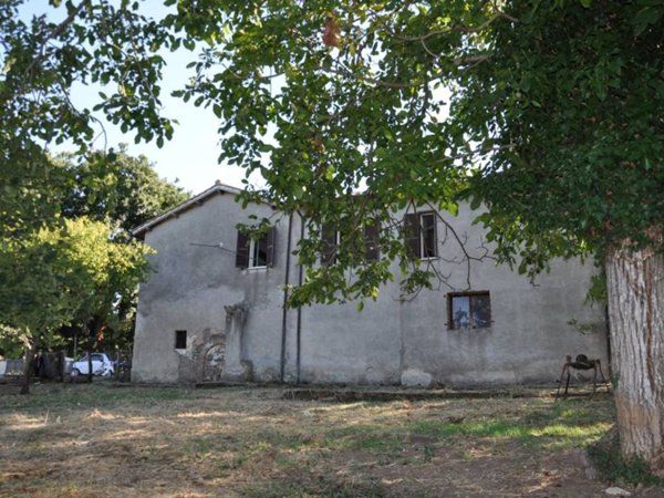 casa indipendente in vendita a Bracciano in zona Pisciarelli