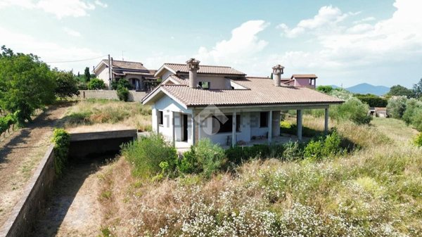 casale in vendita a Bracciano