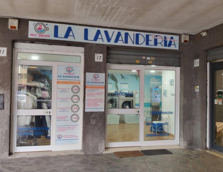 negozio in vendita a Bracciano