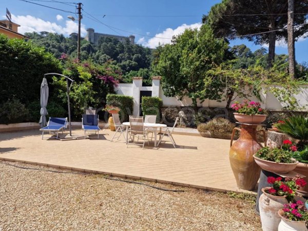 casa indipendente in vendita a Bracciano