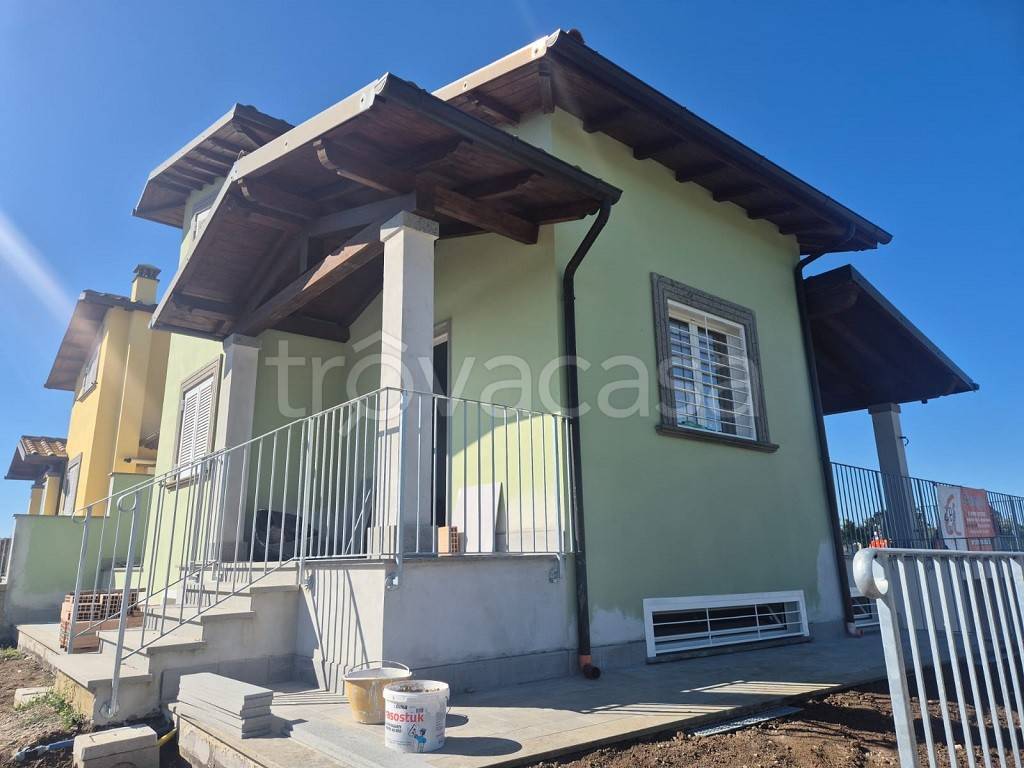 casa indipendente in vendita a Bracciano in zona Vigna di Valle