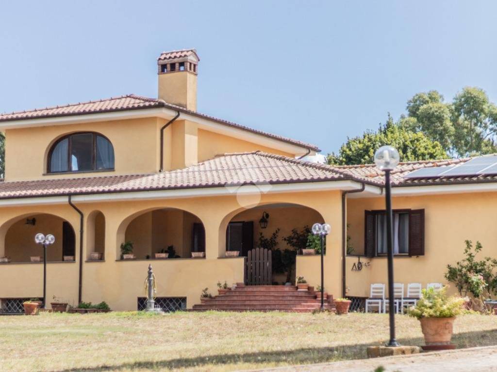casa indipendente in vendita a Bracciano