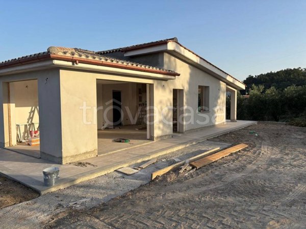 casa indipendente in vendita a Bracciano