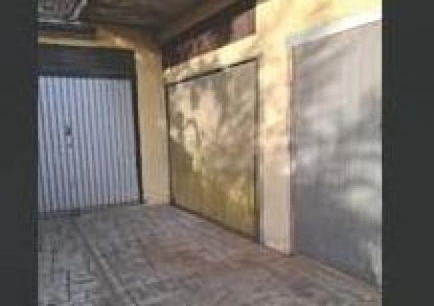 locale commerciale in vendita a Bracciano