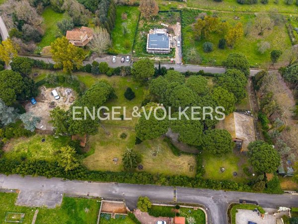 casa indipendente in vendita a Bracciano