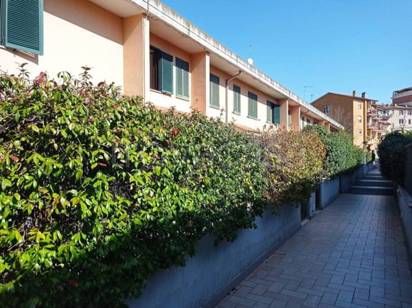 casa indipendente in vendita a Bracciano