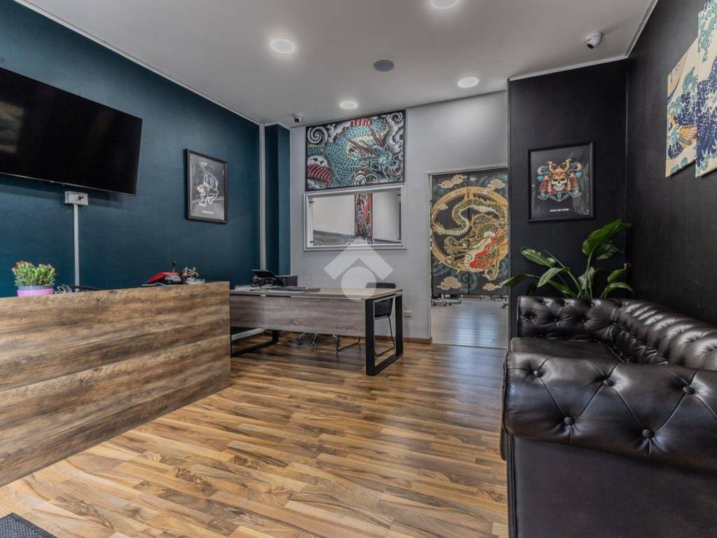 negozio in vendita a Bracciano