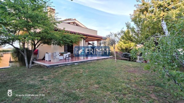 casa indipendente in vendita a Bracciano