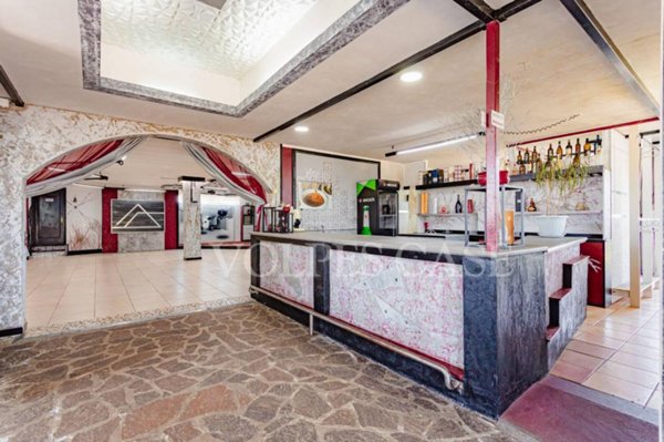 negozio in vendita a Bracciano