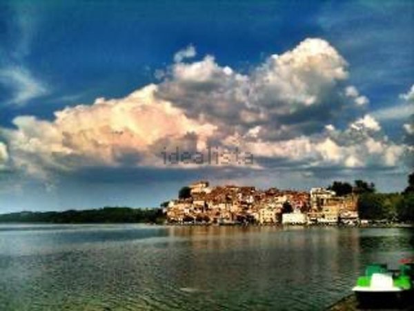 casa indipendente in vendita a Bracciano