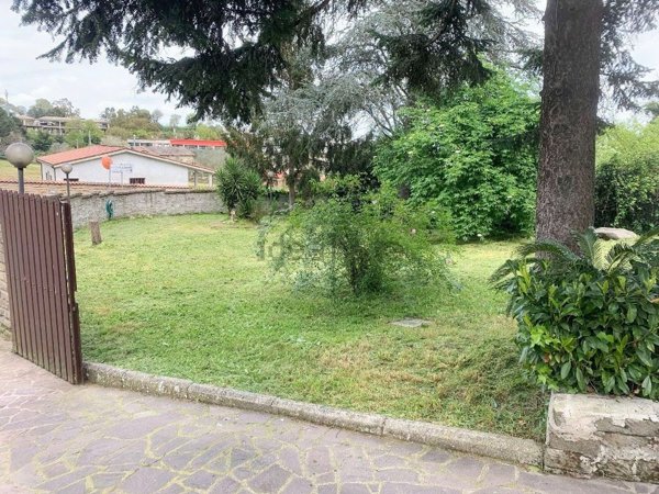 casa indipendente in vendita a Bracciano