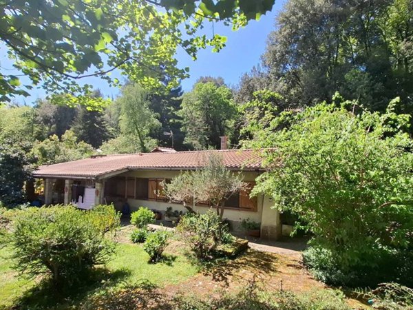 casa indipendente in vendita a Bracciano