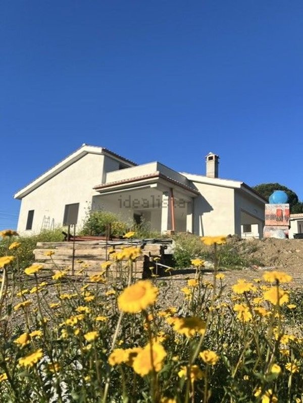 casa indipendente in vendita a Bracciano