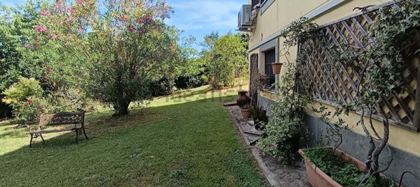 casa indipendente in vendita a Bracciano in zona Vigna di Valle